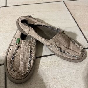 Sanuk Frayed Tan Canvas Slip-Ons